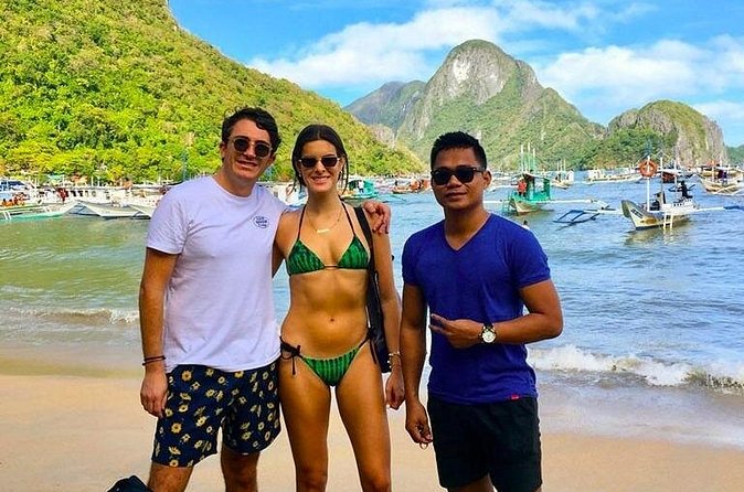 El Nido Private Tour D with Lunch - Paradise Beach: long sand-and-swim time without the chaos