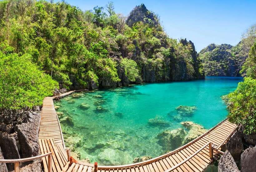 From Coron: Island Hopping Boat Day Trip with Buffet Lunch - Why this 8-hour Coron boat day feels like good value