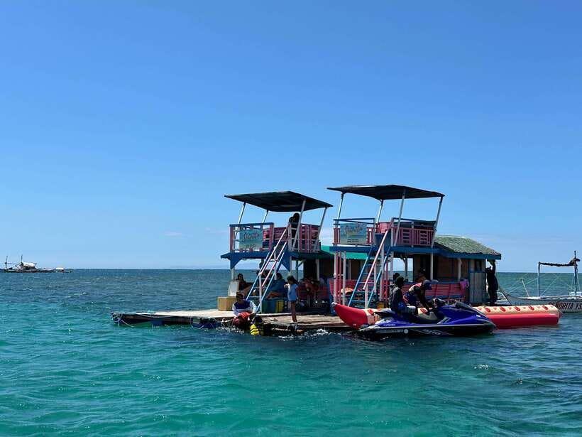 From Manila: Little Boracay Beach w/ Floating Bamboo Cottage - Little Boracay sandbar hopping: low tide is the secret ingredient