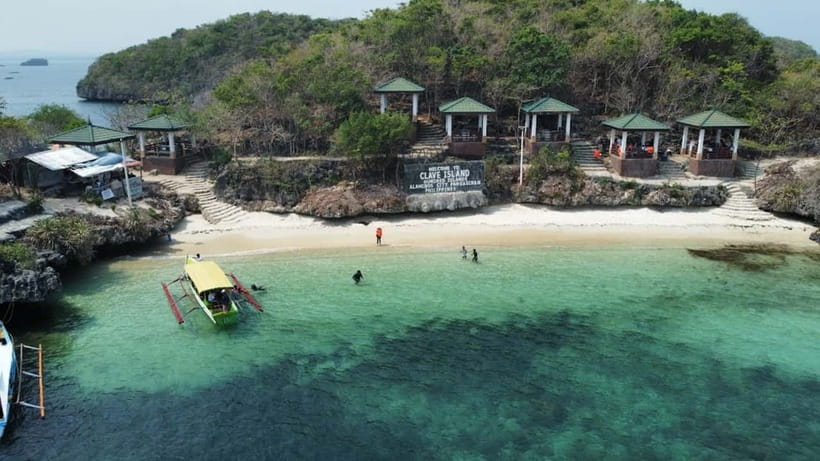 From Manila: Pangasinan Hundred Islands Guided Tour - Food, showers, and the hidden costs you should budget for
