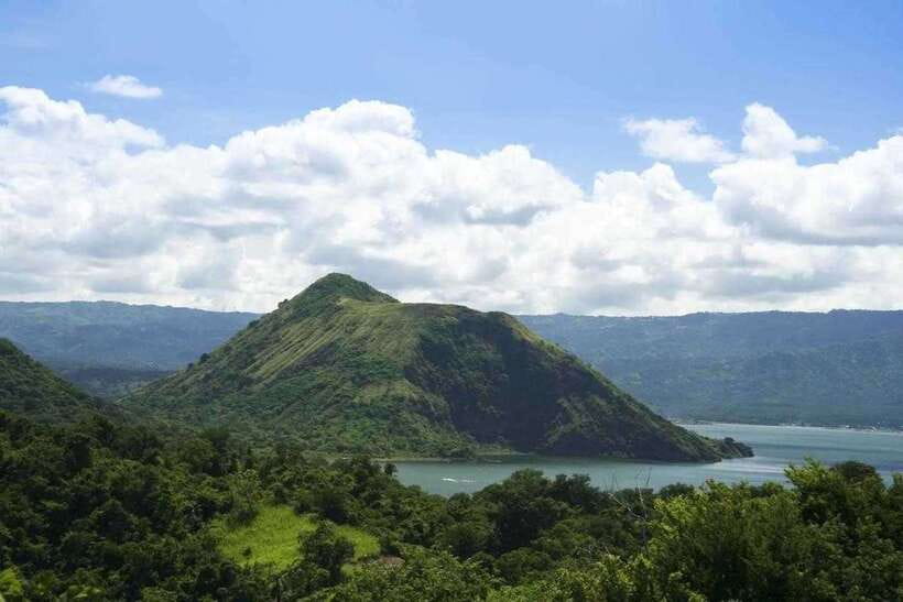 From Manila: Panoramic Tagaytay Ridge Tour - Pickup timing from Manila: Makati vs Bay Area Hotels