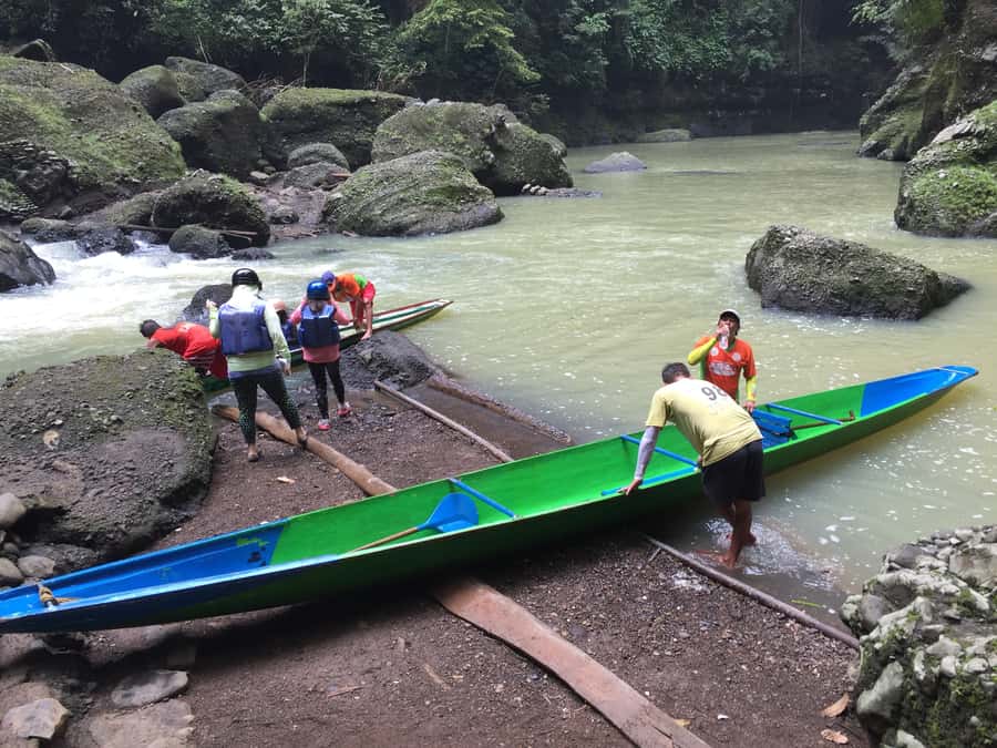 From Manila: Taal Volcano Island & Pagsanjan Falls Day Tour - Lunch near Pagsanjan: keep it simple, eat local at your own pace