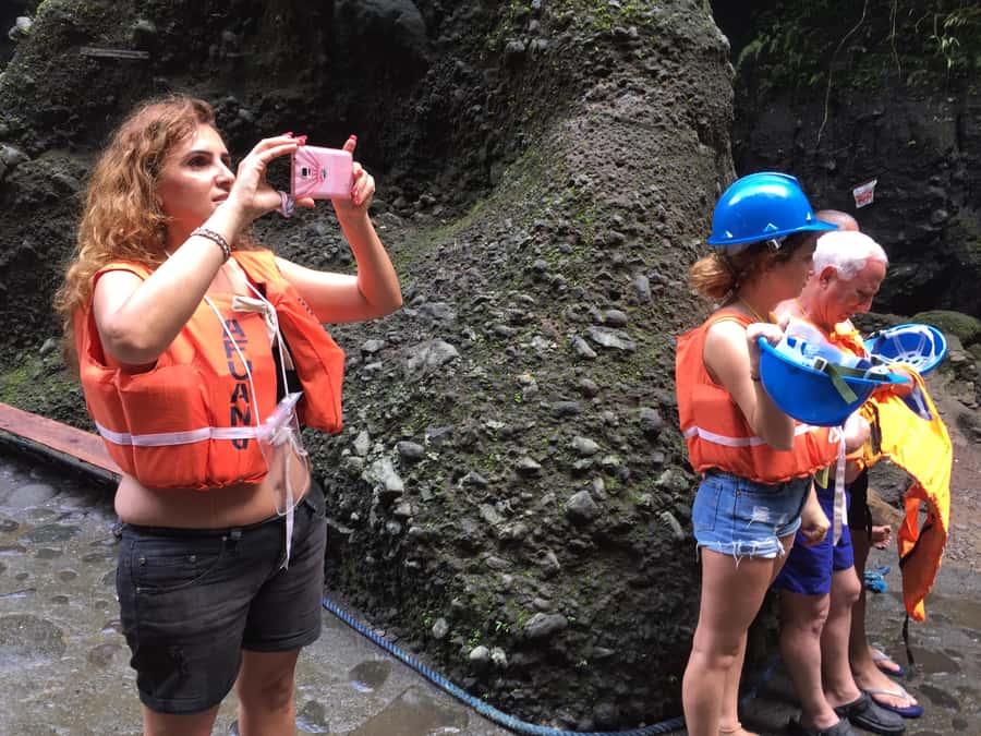 From Manila: Taal Volcano Island & Pagsanjan Falls Day Tour - Price and value: what $135 per person really covers