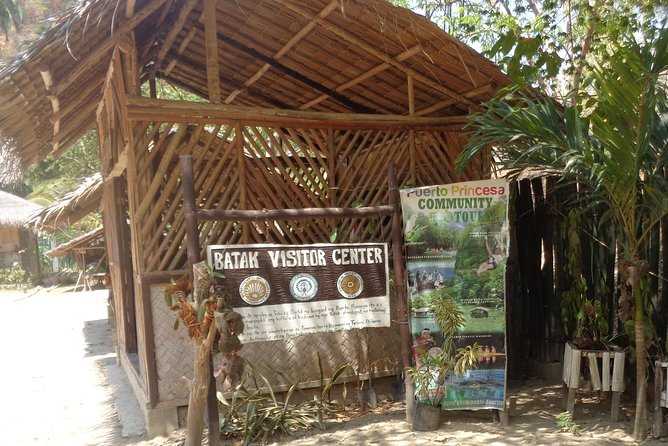 Hiking in Batak Tribal Village tour - The Cleopatra’s Needle stop: a quick gear check