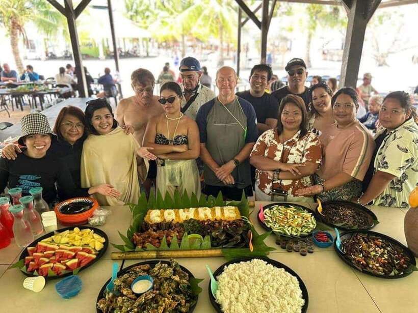 Honda Bay Island: Island Tour with Lunch & Transfer - Who should book Honda Bay, and who should skip it