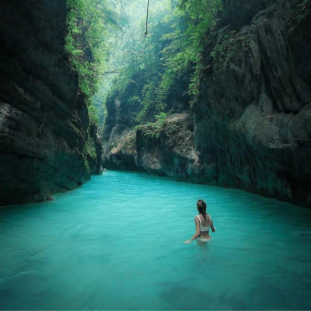 Kawasan Falls Canyoneering Transfers from Cebu with Lunch - GoPro rental and waterproof phone tips that save frustration