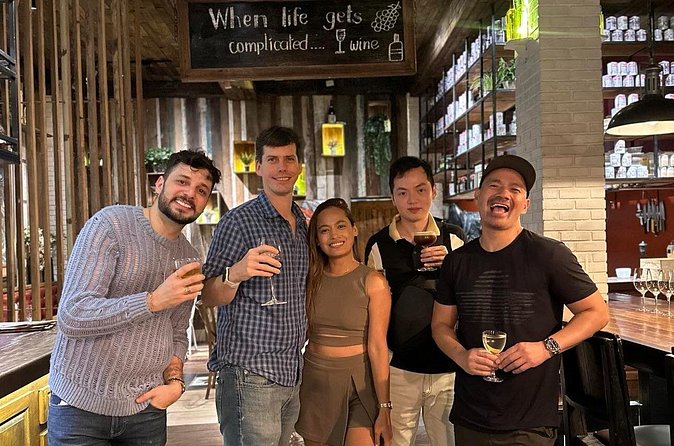 Makati Bar Hopping Experience with Local Guide - The guide matters: V’s role (and why groups rate this high)