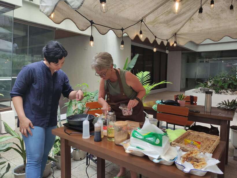 Makati: Hands on Manila Cooking Class - What you make in the 2 hours: pancit-style noodles, lumpia spring rolls, and turon sweet