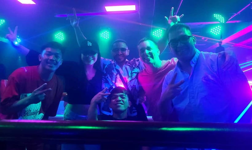 Makati Nightlife: VIP Access to Clubs, Rooftops & Go-Go Bars - Octopus or Royal: VIP entry and a very Manila style spectacle
