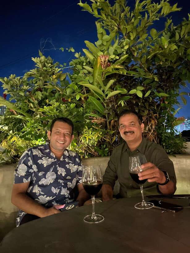 Makati Rooftop Barhopping with Local Guide - Local Cocktail Moment, a Taste of the Philippines