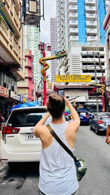 Manila: Binondo Chinatown Guided Walking Tour - Mari’s guiding style, from history to photos