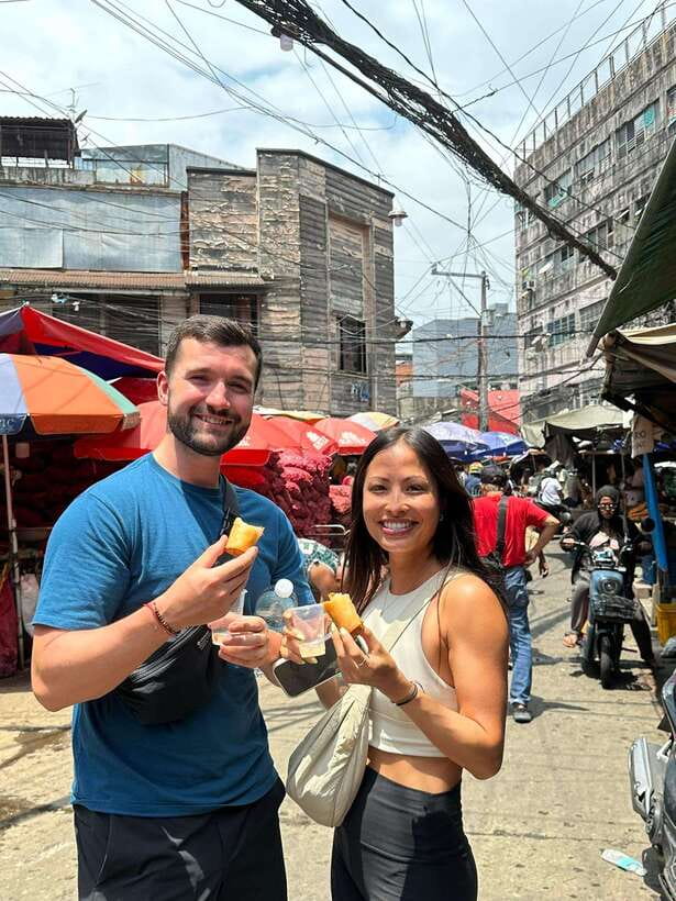 Manila Chinatown Food Tour Experience - The Chinatown Walk Part: Old Buildings, Landmarks, and Street-Level Context