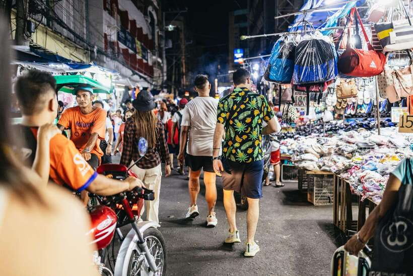 Manila: Guided Night Market Experience - Divisoria Night Market: Deals, Clothes, and Real Work After Dark