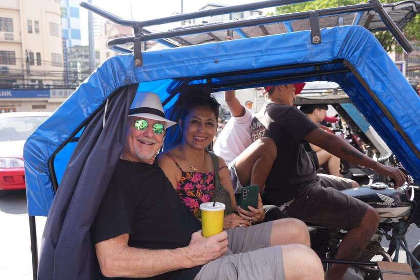 Manila: Guided Tuk Tuk Ride - Neighborhood Walks: Poor Houses, Local Life, and What It Means