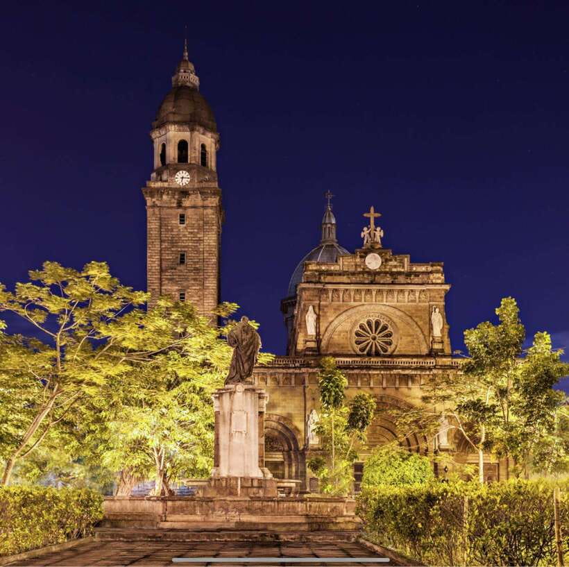 Manila Motorcycle Night Tour - Rizal Park at night in 30 minutes, Luneta’s Jose Rizal moment