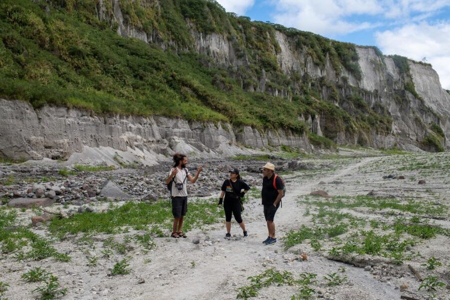 Manila: Mount Pinatubo 4X4 & Hiking Trip - Who should book this Pinatubo 4x4 and hiking day, and who should skip
