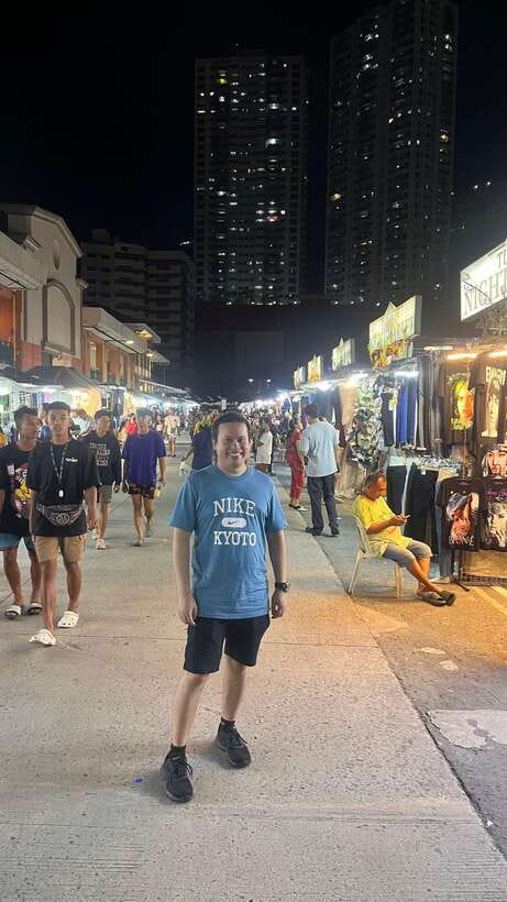 Manila Night Market with Local Guide - Tutuban Night Market for clean stalls, variety, and bulk discounts
