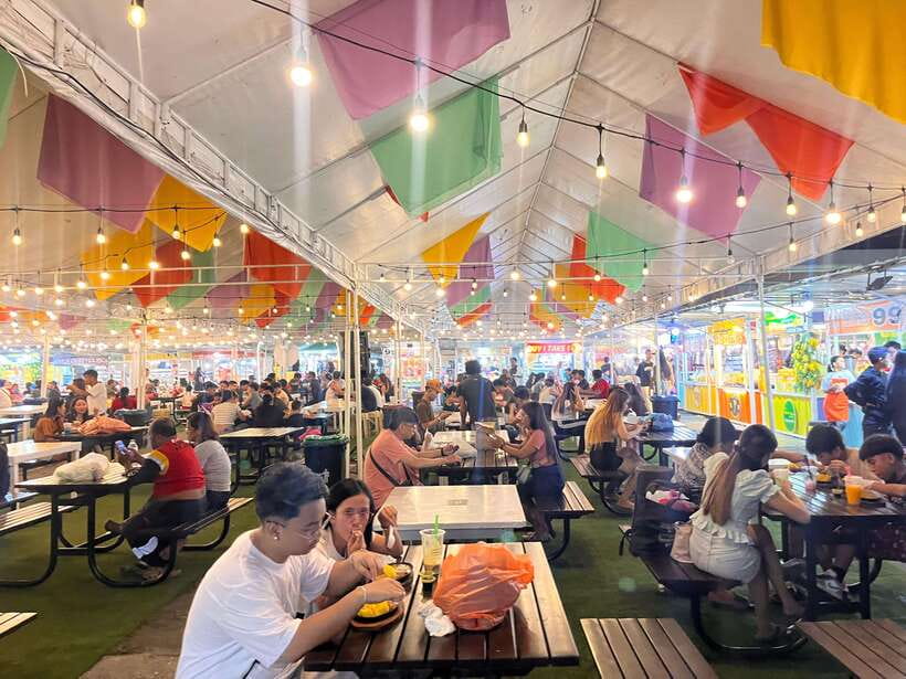 Manila Night Market with Local Guide - Filipino street food stops and how to order like a local