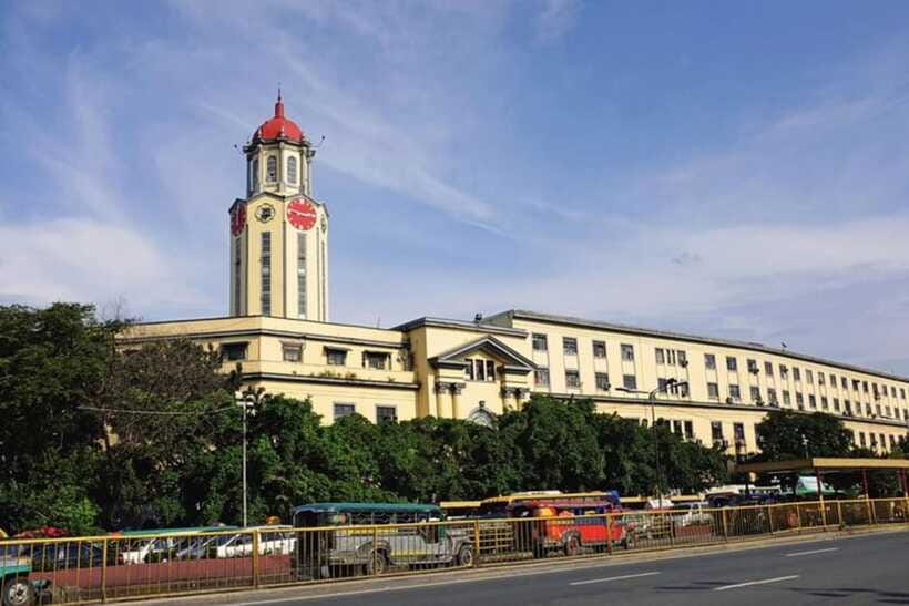 Manila: Private Custom Tour with a Local Guide - Walking, public transport, and how not to hate your shoes