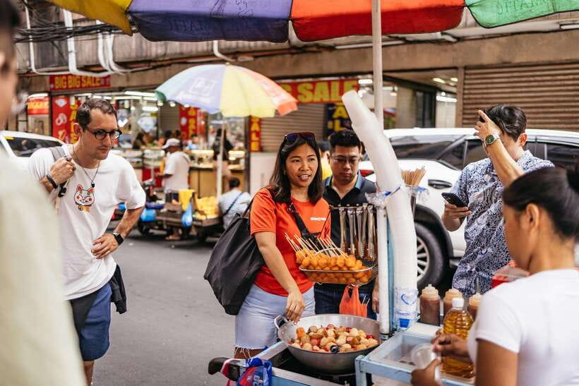 Manila: Street Food and Drinks Walking Tour with Tastings - Where It Starts: Grand Cafe 1919 in Binondo, Juan Luna