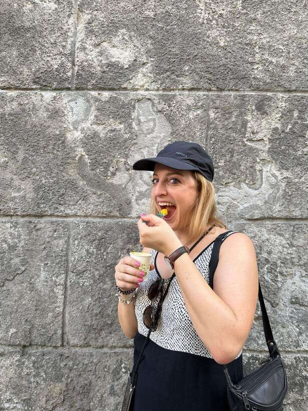 ⭐ Manila Street Food Tour in the Downtown, Eat and Drink⭐ - The guide is the experience: V and Floyd set the tone