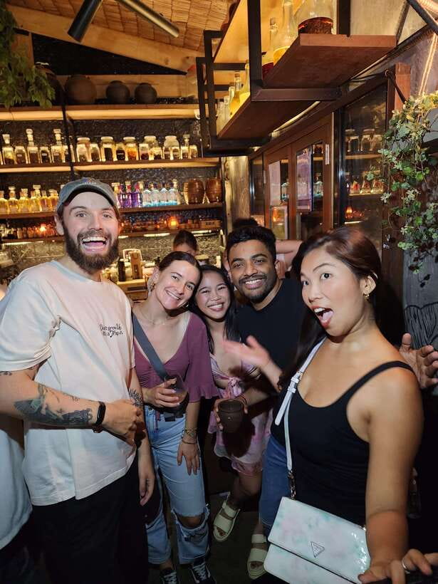 Manila Ultimate Nightlife Pub Crawl - Live band music and the soundtrack you can actually hear