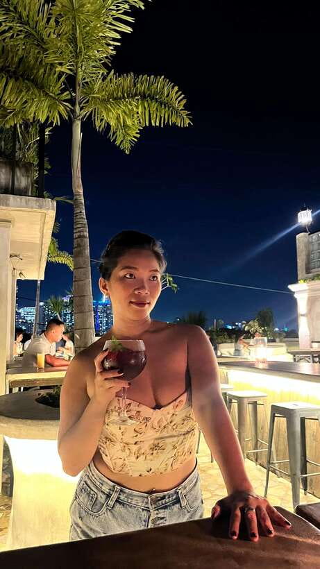 Manila Ultimate Nightlife Pub Crawl - Local guide energy, and why Mari and her style matter
