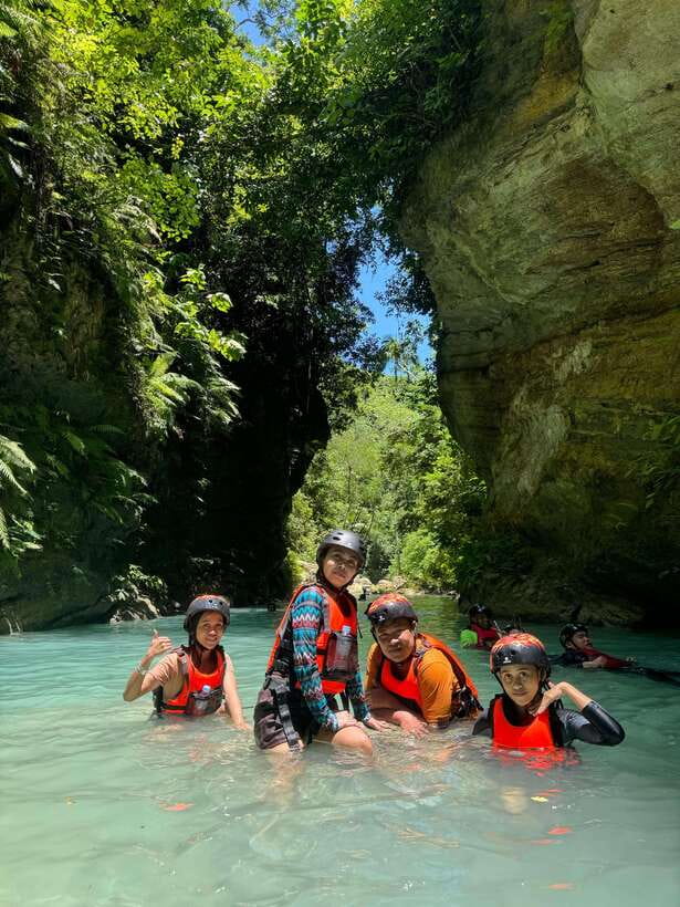 Oslob Whale Shark Swimming & Kawasan Falls Canyoneering - Key Highlights You Will Care About