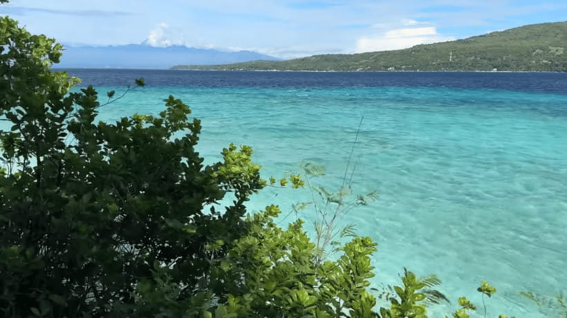 Oslob: Whale Sharks, Tumalog Falls & Sumilon Trio Adventure - The Boat Transfer Gap: Time for Water Breaks