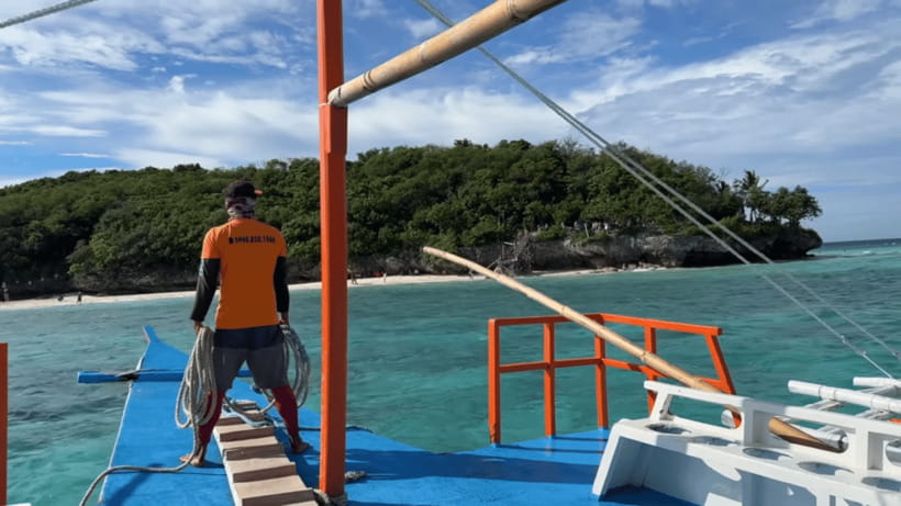 Oslob: Whale Sharks, Tumalog Falls & Sumilon Trio Adventure - Who This One-Day Trio Works For