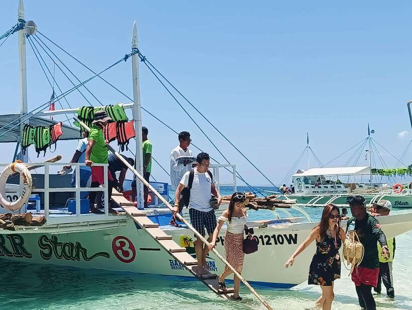Oslob: Whaleshark Watching, Tumalog Falls & Sumilon Island - Why this Oslob, Tumalog Falls, and Sumilon combo works