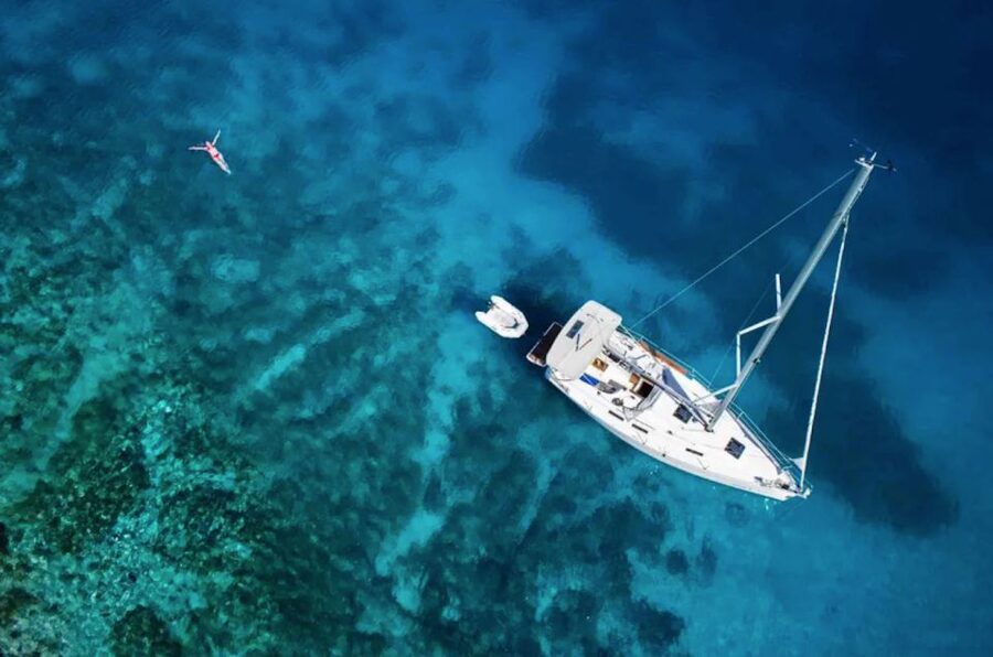 Palawan: Private Sailing Yacht Cruise in El Nido - Corong Corong Start Point: La Plage Beach and the Dinghy Pickup