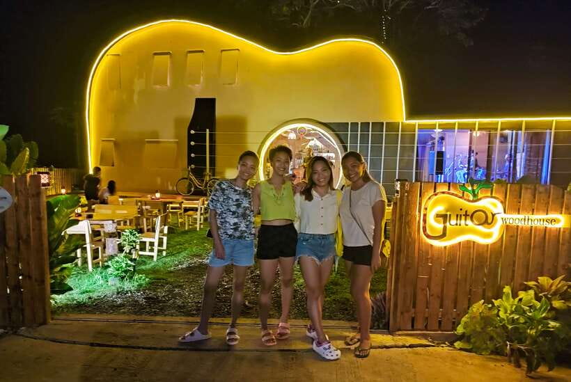 Panglao Bohol Island: Alona Beach Pub Crawl with Drinks - Who This Pub Crawl Suits Best