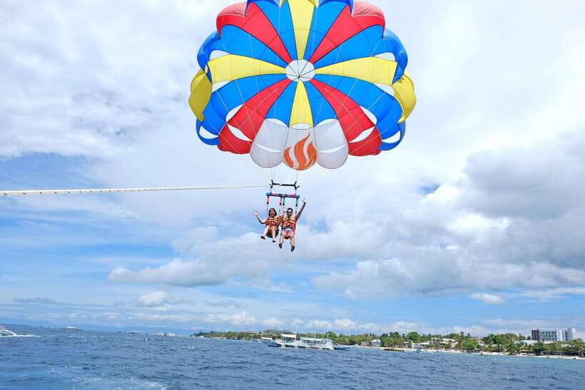 Panglao: Solo or Tandem Parasailing Experience near Alona - Key things to know before you go