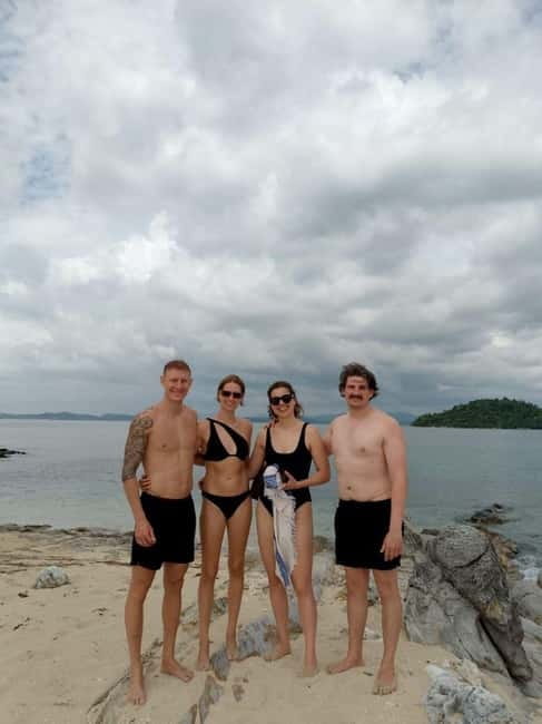Port Barton: Island Hopping with Lunch,Hotel Transfer & Fees - Pickup, Boat Departure at 9:00, and Returning Around 5:00