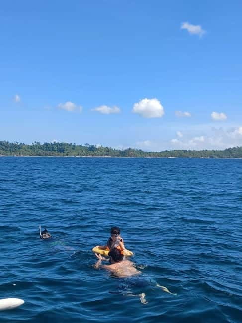 Port Barton: Island Hopping with Lunch,Hotel Transfer & Fees - Maxima Island Beach and Fantastic Reef: Lunch With Marine Viewing