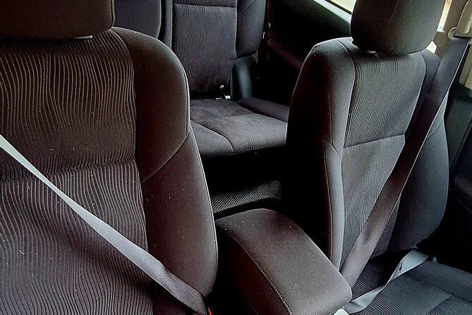 Private Airport Transfer Manila to Hotel in Manila or vice versa - What you get during the ride, plus the local touch