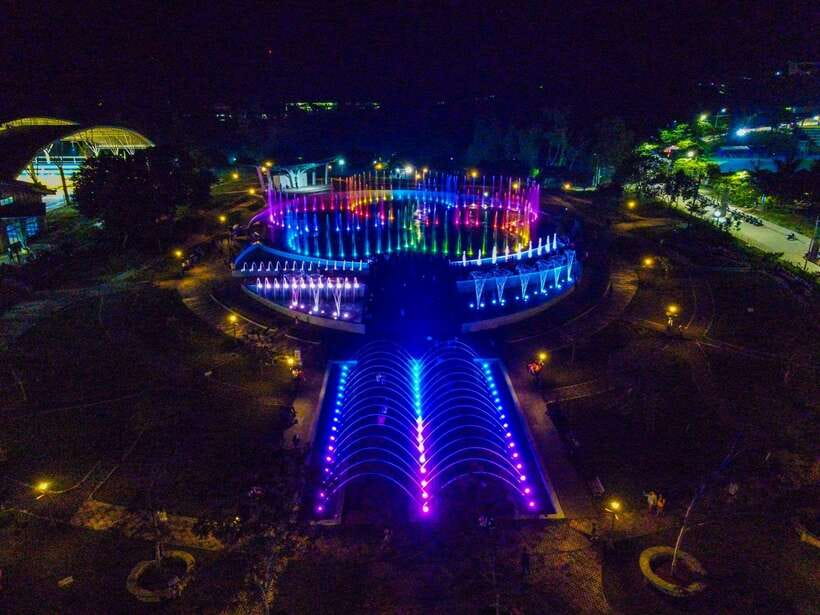 Puerto Princesa: Balayong People's Park with Dinner and Show - How the evening is paced in Puerto Princesa