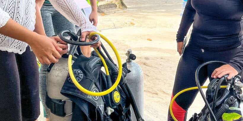 Scuba Diving in Boracay: SSI Basic Diver for Beginners - Should you book SSI Basic Diver here?