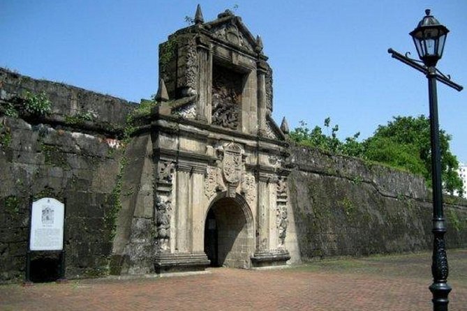 Shared Cruise Shore Excursion of Manila Old and New City Tour - Rizal Park, Luneta, a quick reset in 15 minutes