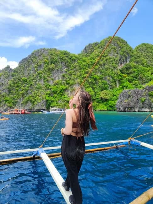 Shared El Nido Tour A - Boat capacity, departure timing, and comfort on a shared tour
