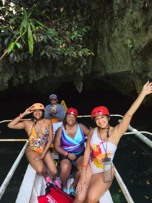 Siargao: Jellyfish Sohoton Cove Tour with Lunch and Pickup - Naquiawit Island lunch: the comfort break you’ll feel thankful for