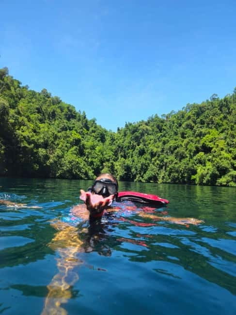 Siargao: Jellyfish Sohoton Cove Tour with Lunch and Pickup - Sohoton Cove and the National Park feel: limestone, caves, and a head-bump warning