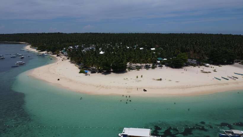 SIARGAO TRI-island DAKU/NAKED/GUYAM free drone/lunch - Getting to the boats from General Luna, and why the timing feels controlled