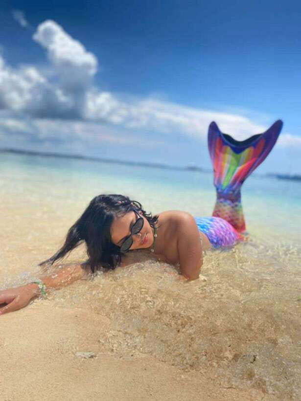 Siargao Tri-Island with Drone & Mermaid Tail - Daku Island is where the day gets long, with lunch and sightseeing time