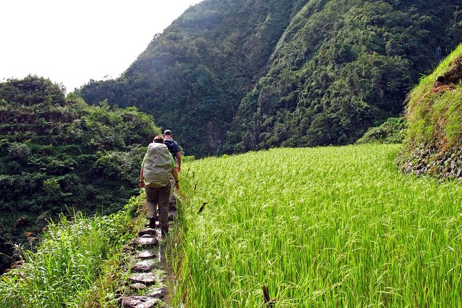 Small-Group Weekend Hiking Tour to Banaue-Ifugao from Manila - First night in motion: Manila to Banaue before the trekking starts