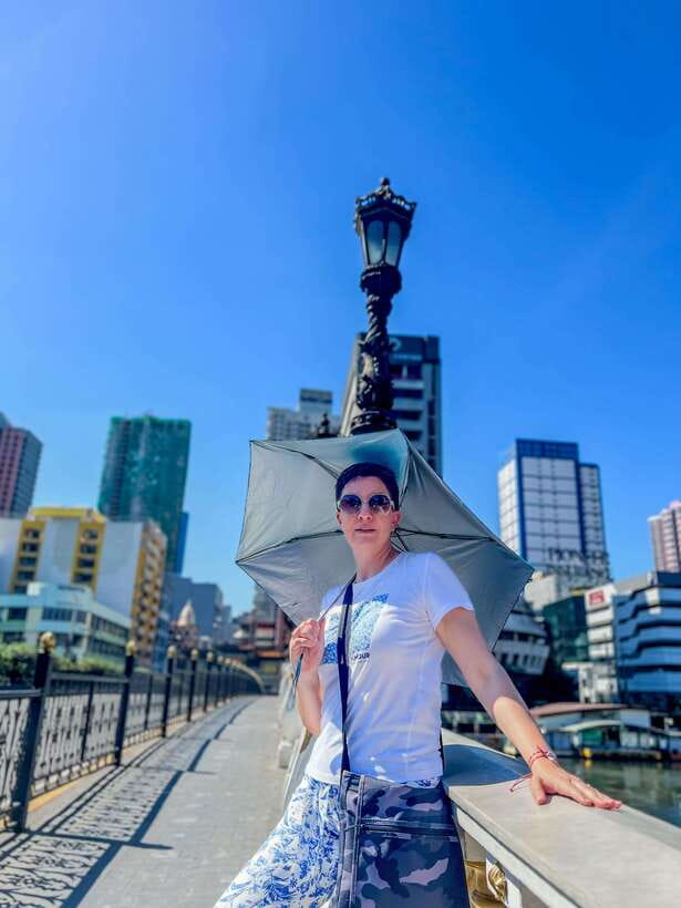 Solo Traveler Friendly Manila Walk w/ Mobile Photography - Pasig River Esplanade: river views that photograph well
