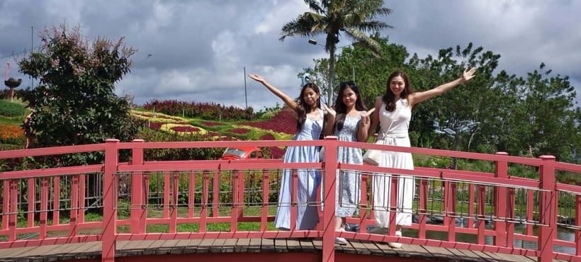 Tagaytay: Taal Volcano Tagaytay Private Tour w/Jeepney Ride - Balai Palmera and buko pie: a real food memory
