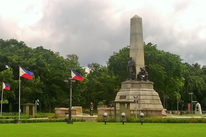 TRANSIT CITY TOUR in MANILA - Airport Pickup, Private Pacing, and That QR Code Moment
