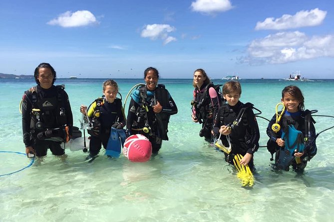 WaterColors - Discover Scuba Diving in Boracay - Gear and coaching: what is included, and what to plan for